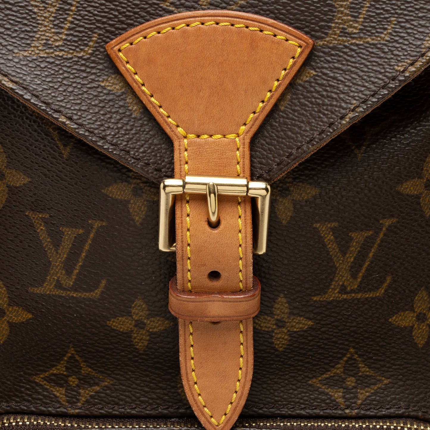 Louis Vuitton Vintage Monogram Canvas Montsouris MM Backpack (SHF-Kty1Tv)