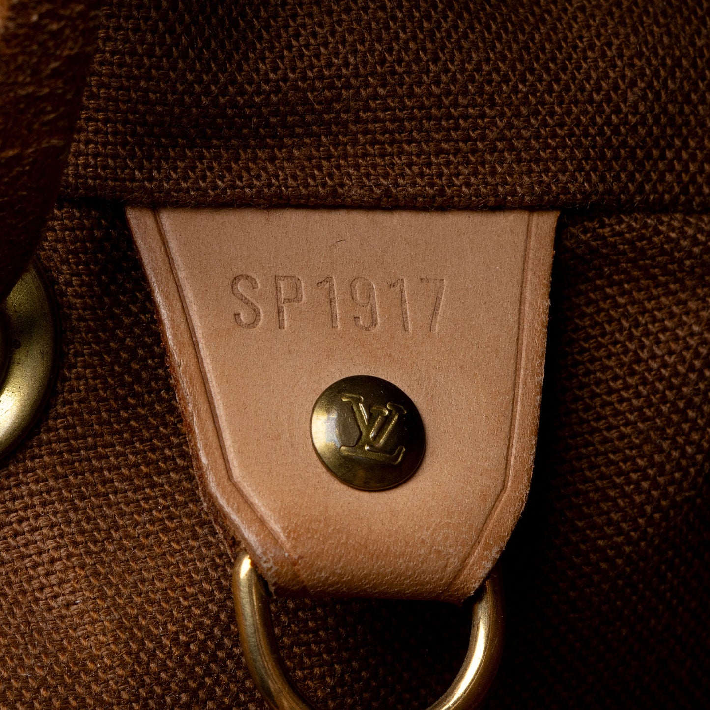 Louis Vuitton Vintage Monogram Canvas Montsouris PM Backpack (SHF-GdmYAF)