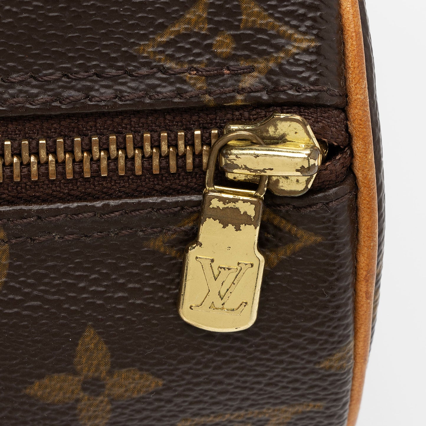 Louis Vuitton Vintage Monogram Canvas Papillon 26 Satchel (SHF-fESYaa)