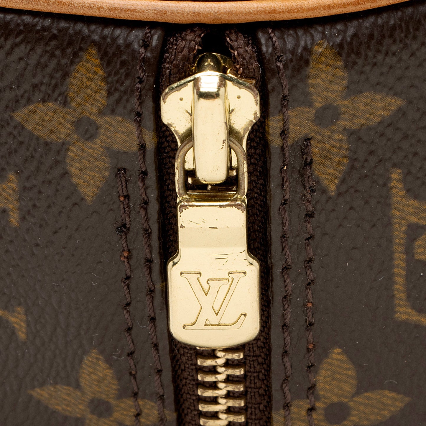 Louis Vuitton Vintage Monogram Canvas Papillon 30 Satchel (SHF-LL8yM5)
