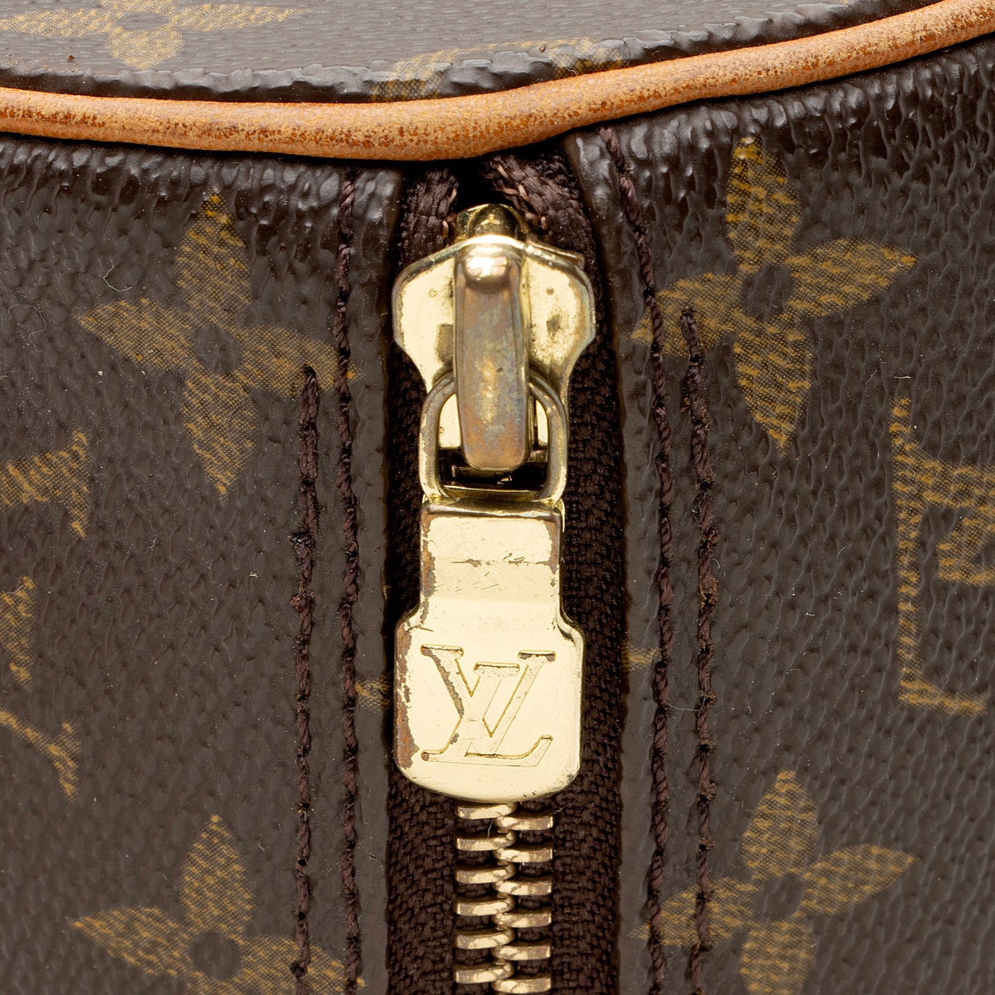 Louis Vuitton Vintage Monogram Canvas Papillon 30 Satchel (SHF-oGFTdu)