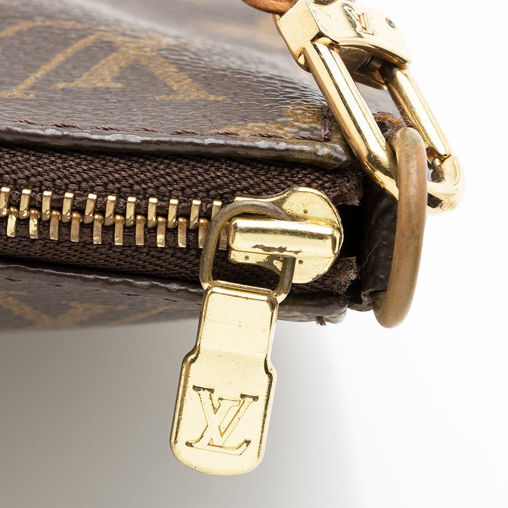 Louis Vuitton Vintage Monogram Canvas Pochette Accessoires (SHF-17706)