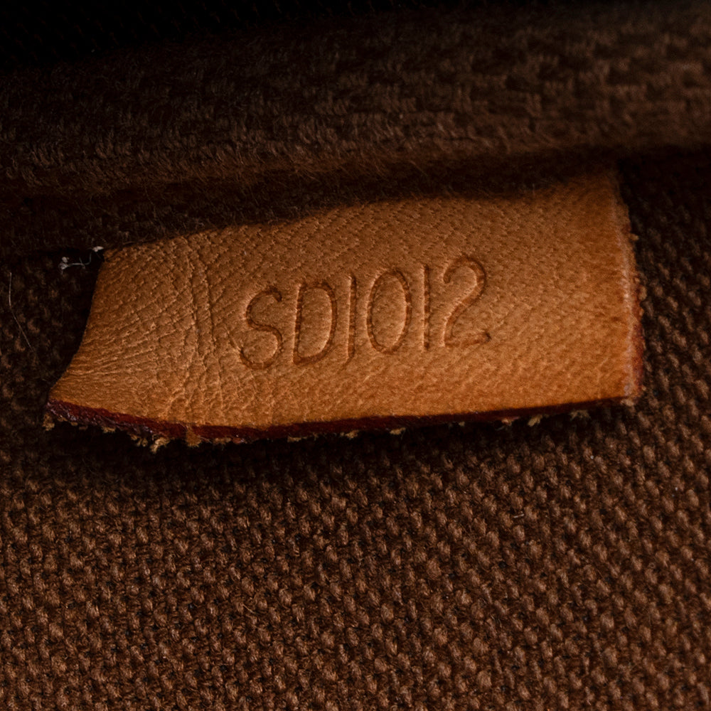 Louis Vuitton Vintage Monogram Canvas Pochette Accessoires (SHF-19374)
