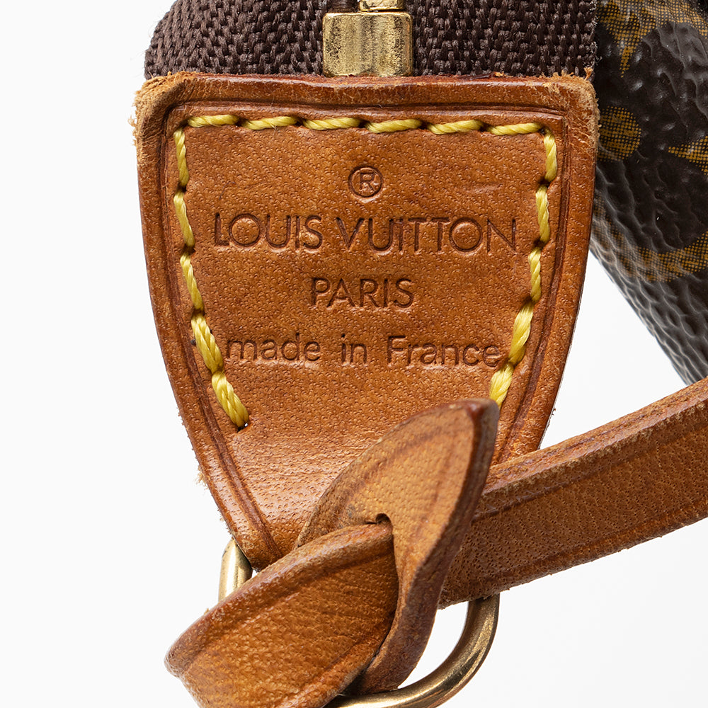 Louis Vuitton Vintage Monogram Canvas Pochette Accessoires (SHF-21351)
