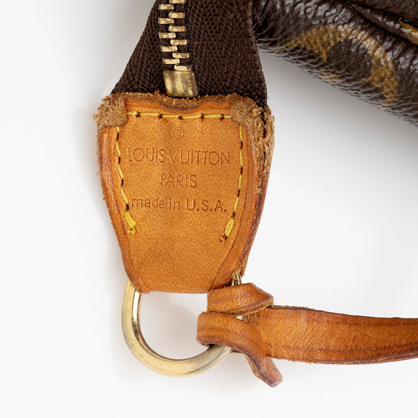 Louis Vuitton Vintage Monogram Canvas Pochette Accessoires (SHF-22173)
