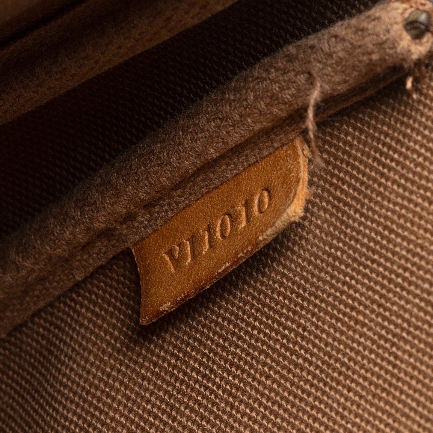 Louis Vuitton Vintage Monogram Canvas Pochette Accessoires (SHF-31L4en)