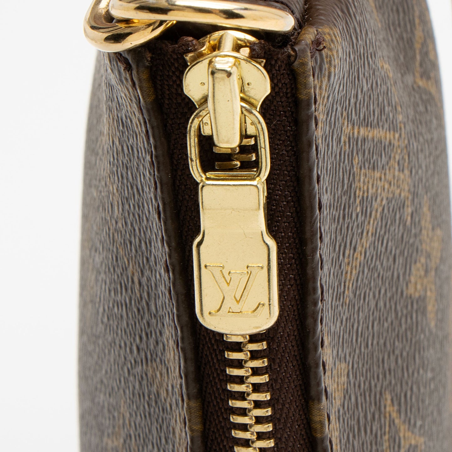 Louis Vuitton Vintage Monogram Canvas Pochette Accessoires (SHF-xkxIGA)