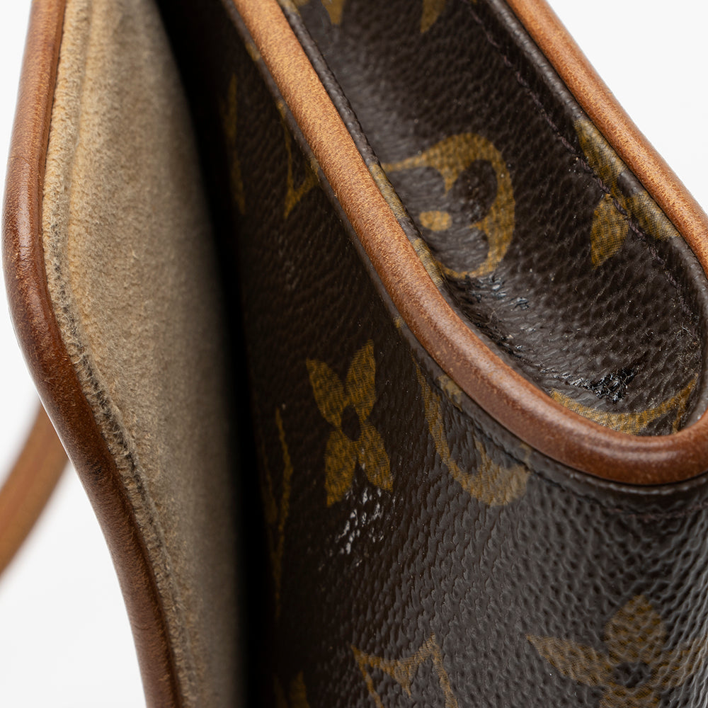 Louis Vuitton Vintage Monogram Canvas Pochette Twin GM Shoulder Bag (SHF-18031)