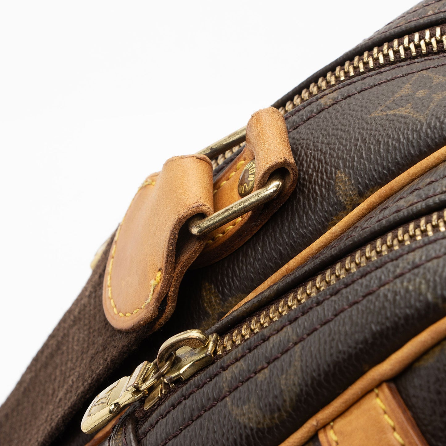 Louis Vuitton Vintage Monogram Canvas Reporter PM Messenger (SHF-Oa30do)