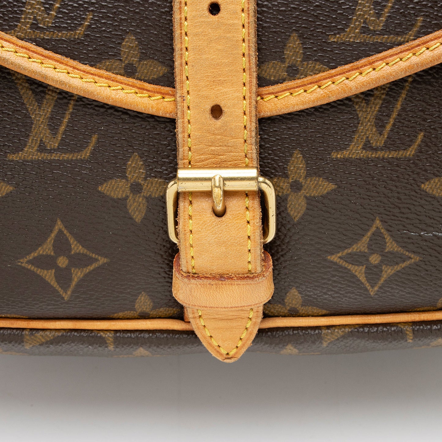 Louis Vuitton Vintage Monogram Canvas Saumur 30 Messenger