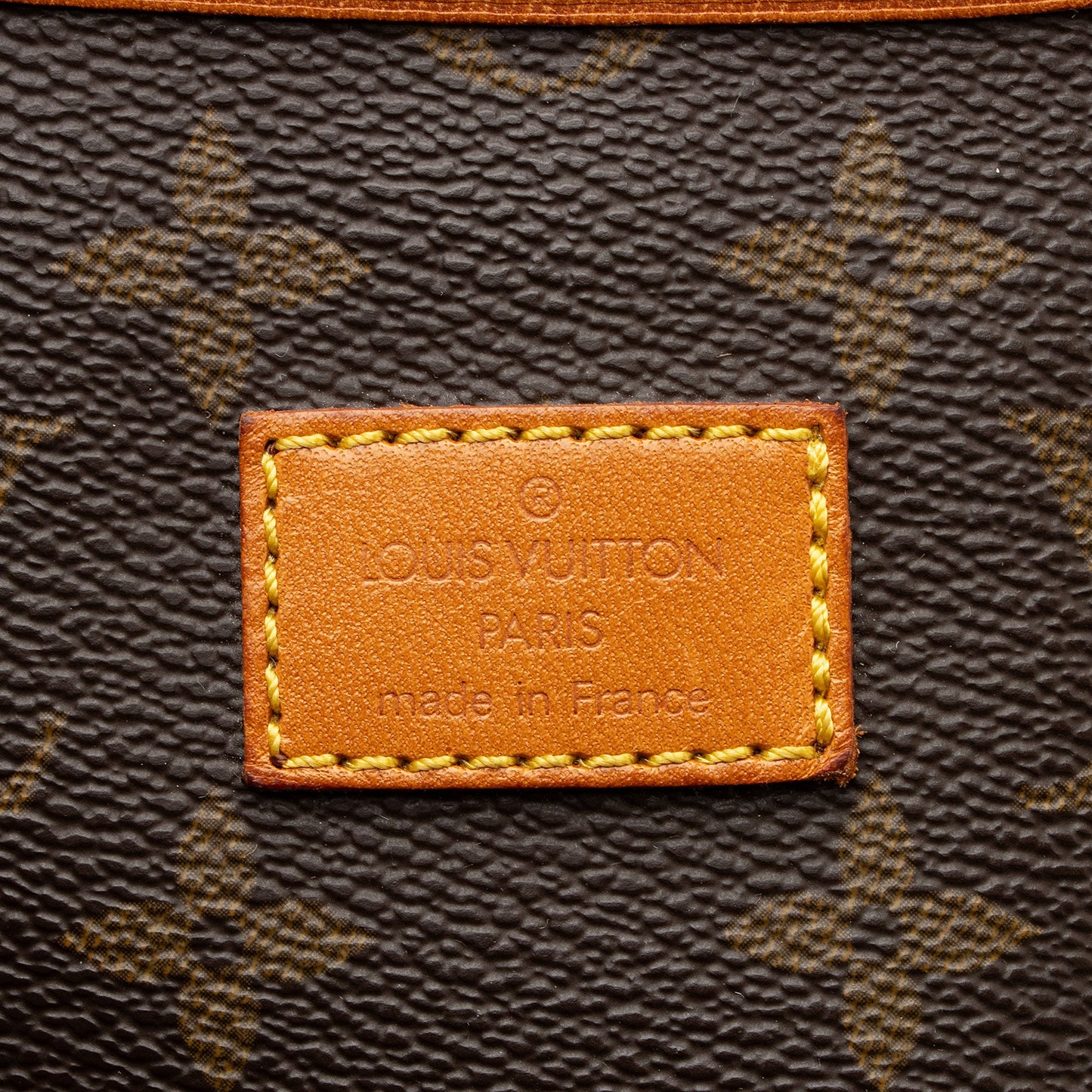 Louis Vuitton Vintage Monogram Canvas Saumur 35 Messenger