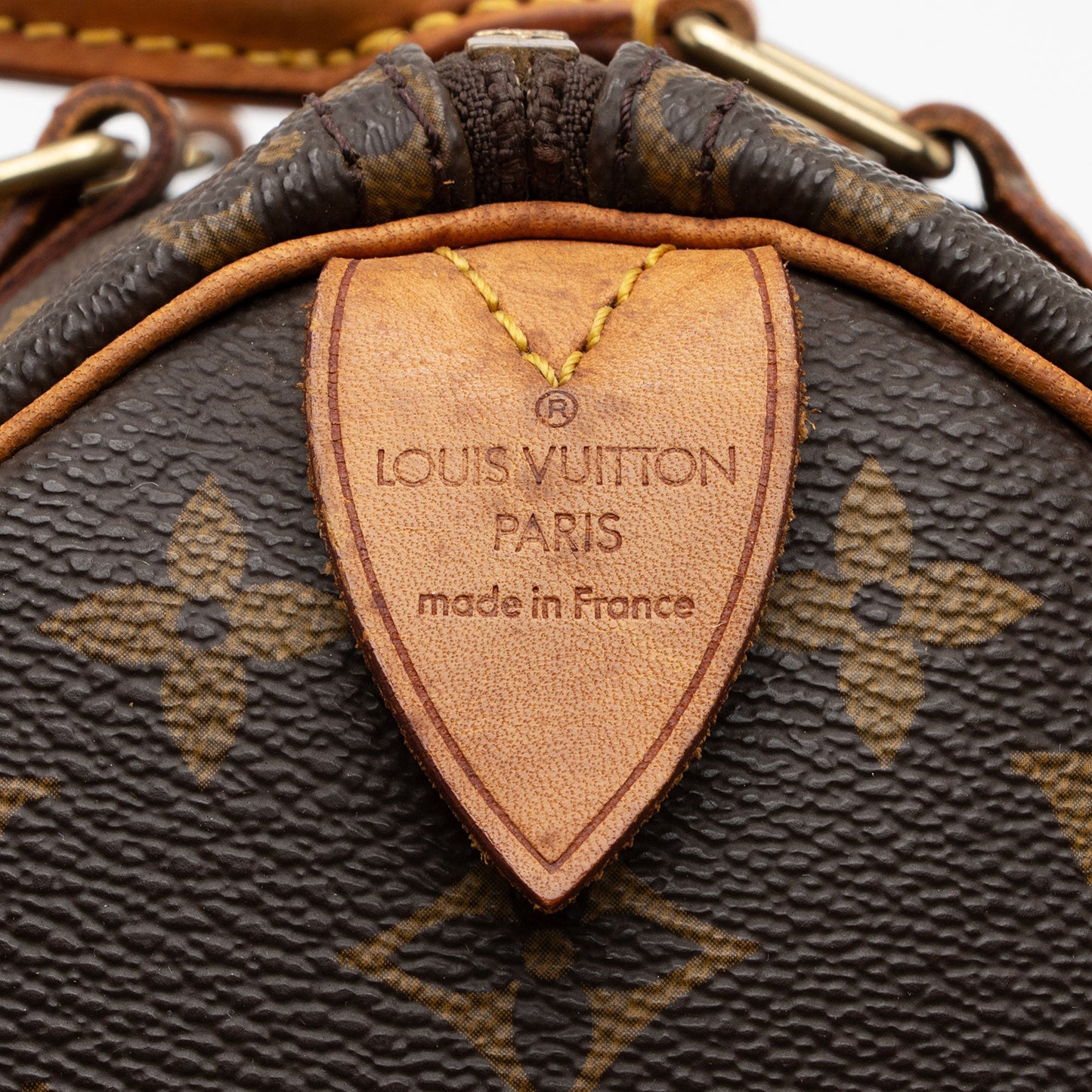 Louis Vuitton Vintage Monogram Canvas Speedy 25 Satchel (SHF-kLTROE)