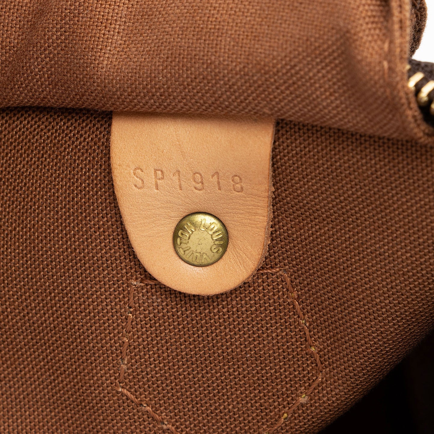 Louis Vuitton Vintage Monogram Canvas Speedy 25 Satchel (SHF-vnaAGt)