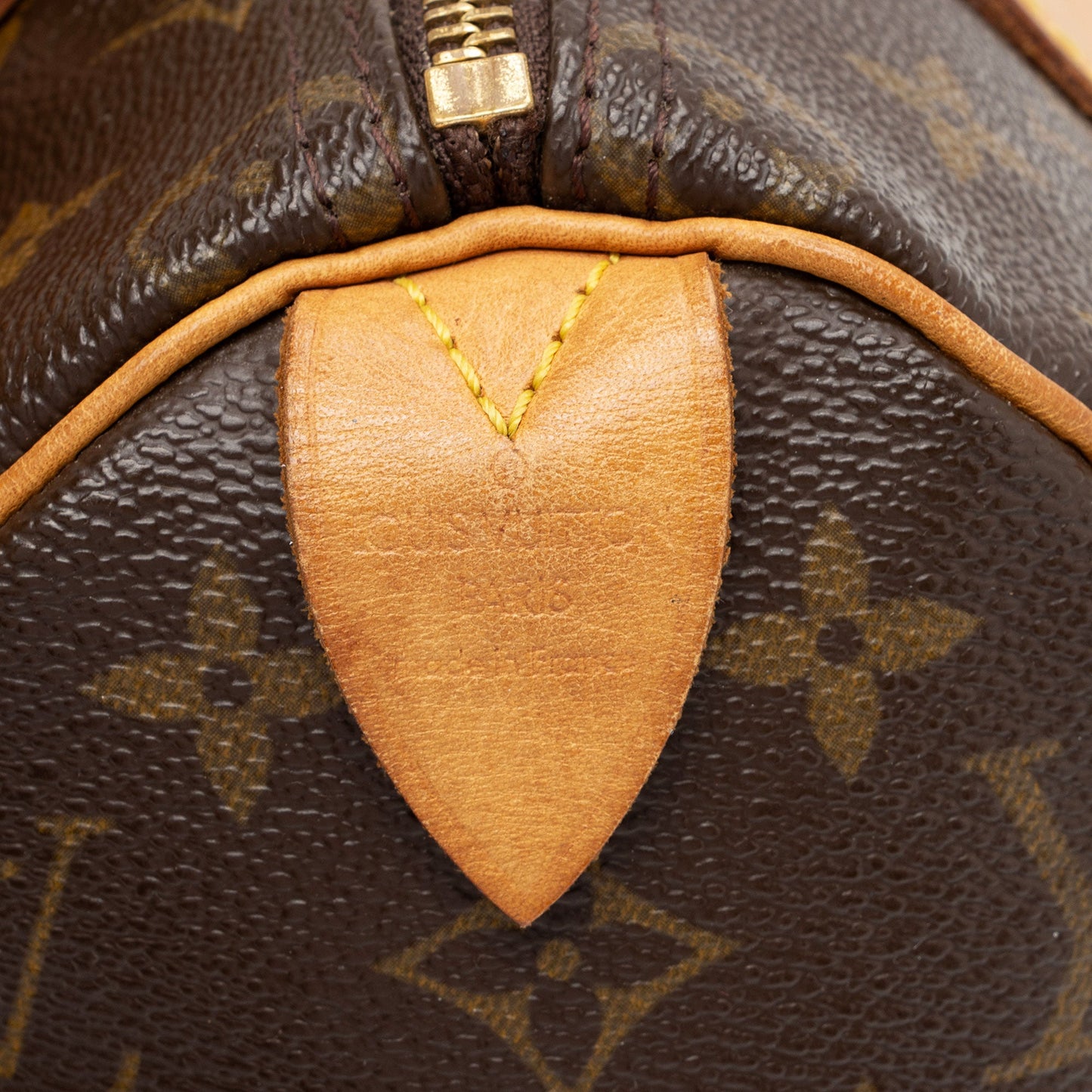 Louis Vuitton Vintage Monogram Canvas Speedy 25 Satchel (SHF-GB815h)