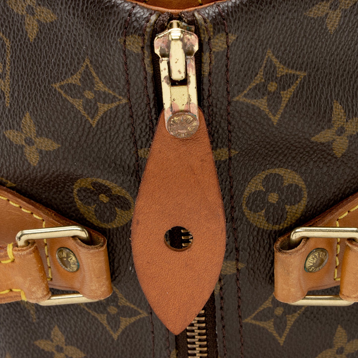 Louis Vuitton Vintage Monogram Canvas Speedy 30 Satchel (SHF-22320)