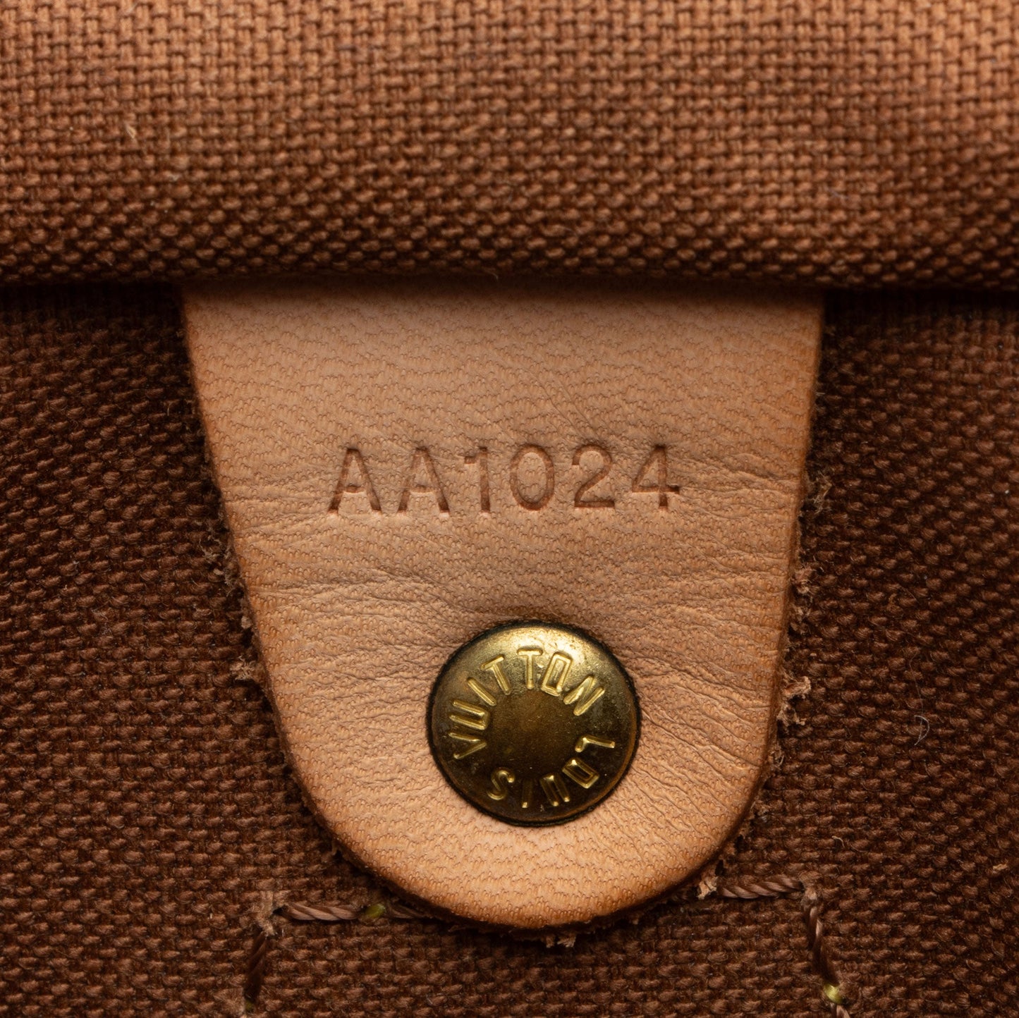 Louis Vuitton Vintage Monogram Canvas Speedy 30 Satchel (SHF-nvsklM)