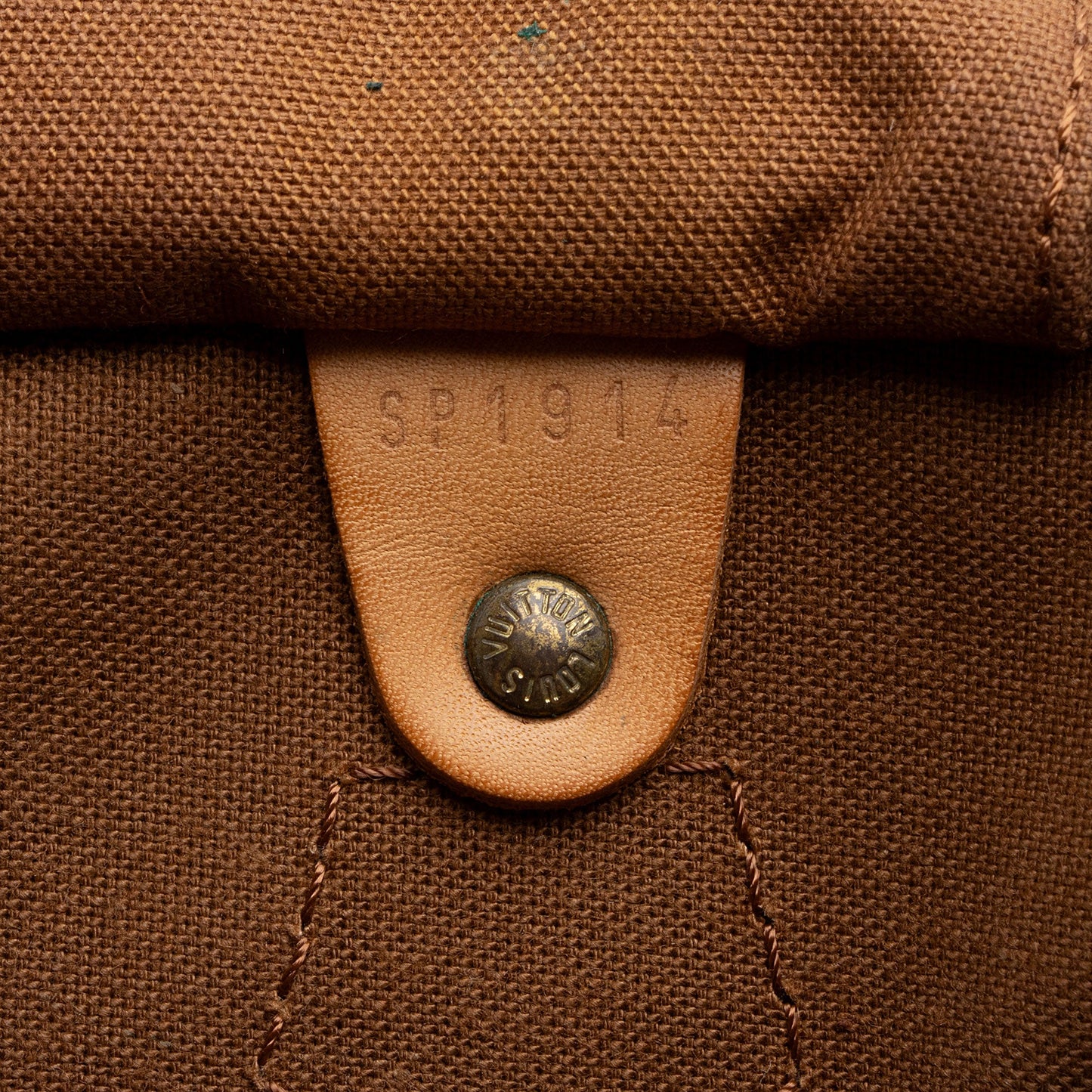 Louis Vuitton Vintage Monogram Canvas Speedy 30 Satchel (SHF-KJo9AE)