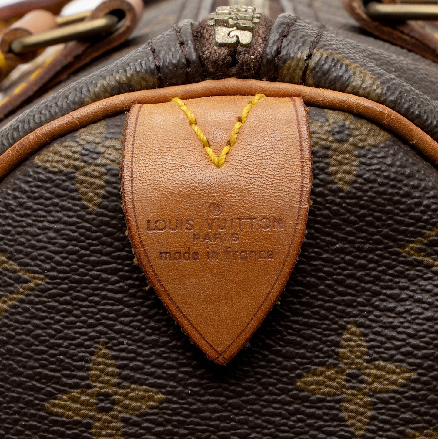 Louis Vuitton Vintage Monogram Canvas Speedy 30 Satchel (SHF-qPZpG7)