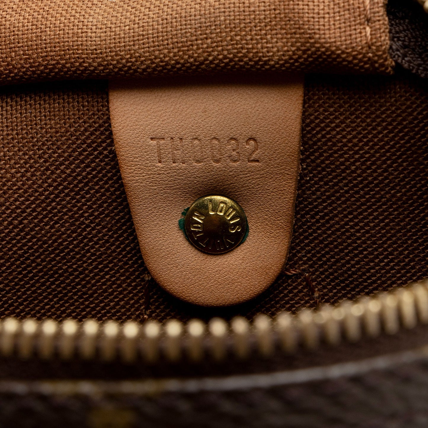 Louis Vuitton Vintage Monogram Canvas Speedy 30 Satchel (SHF-2mH6P9)