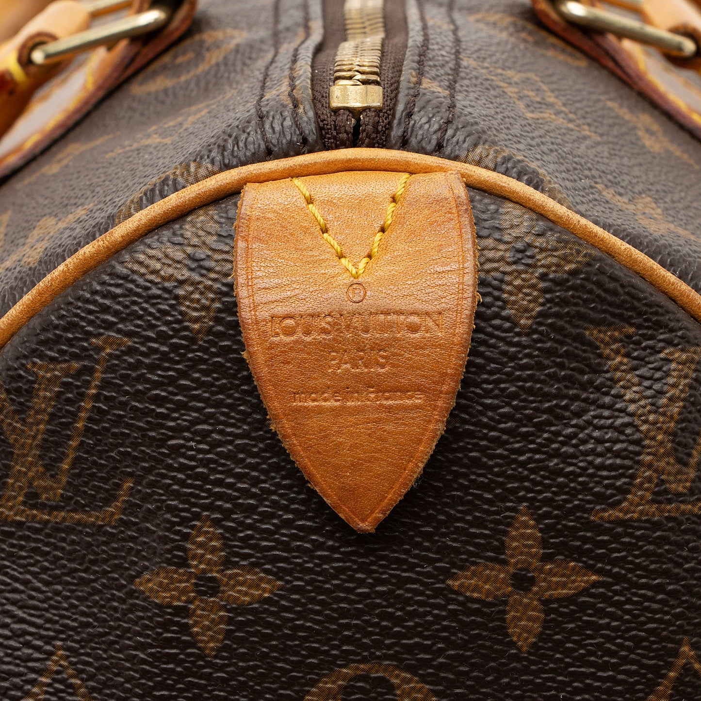 Louis Vuitton Vintage Monogram Canvas Speedy 30 Satchel (SHF-suVW6Y)
