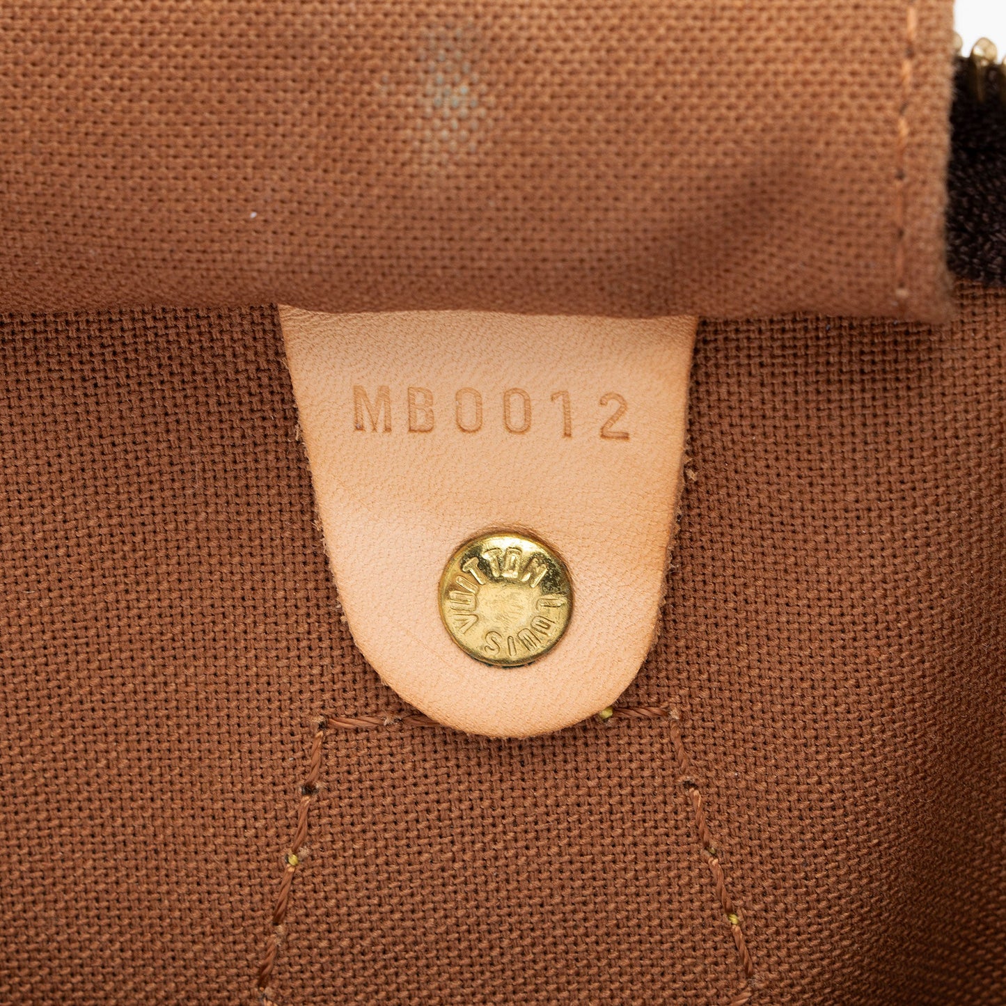 Louis Vuitton Vintage Monogram Canvas Speedy 40 Satchel (SHF-fpv0XP)