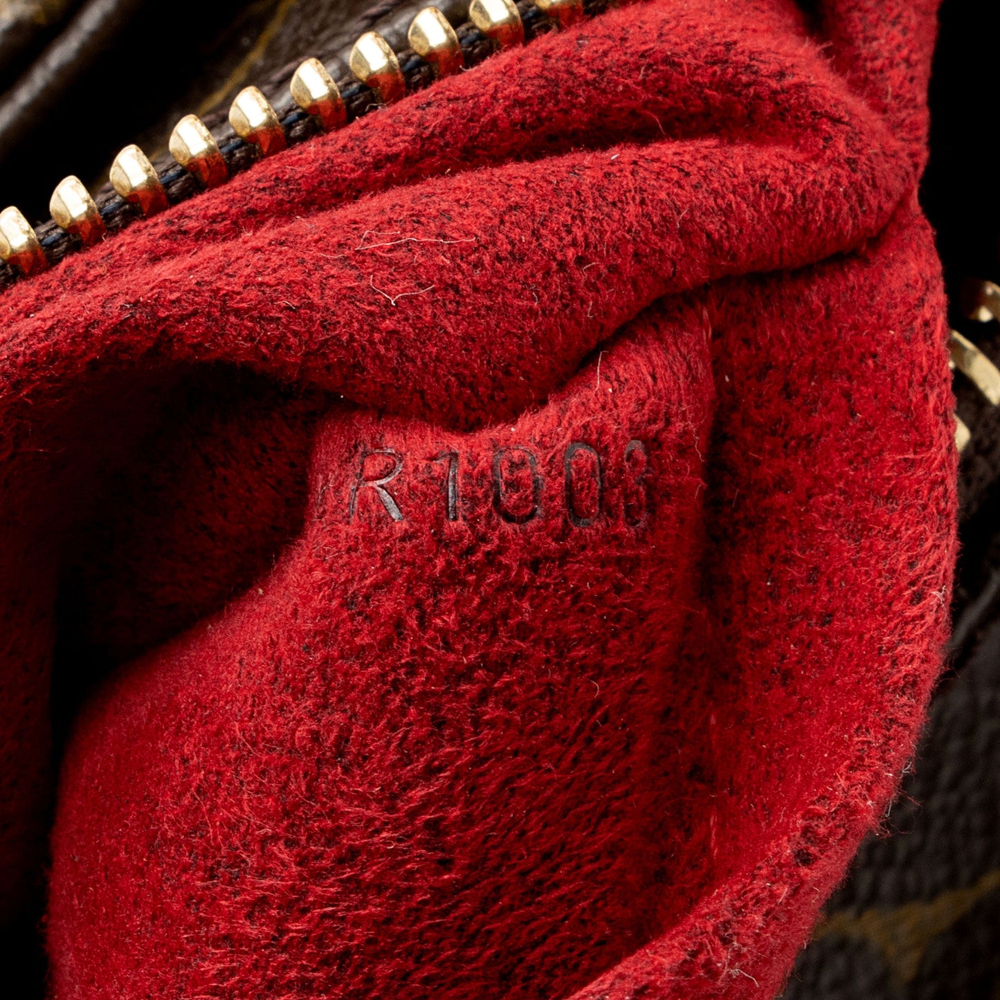 Louis Vuitton Vintage Monogram Canvas Viva Cite MM Shoulder Bag (SHF-lyHkDP)
