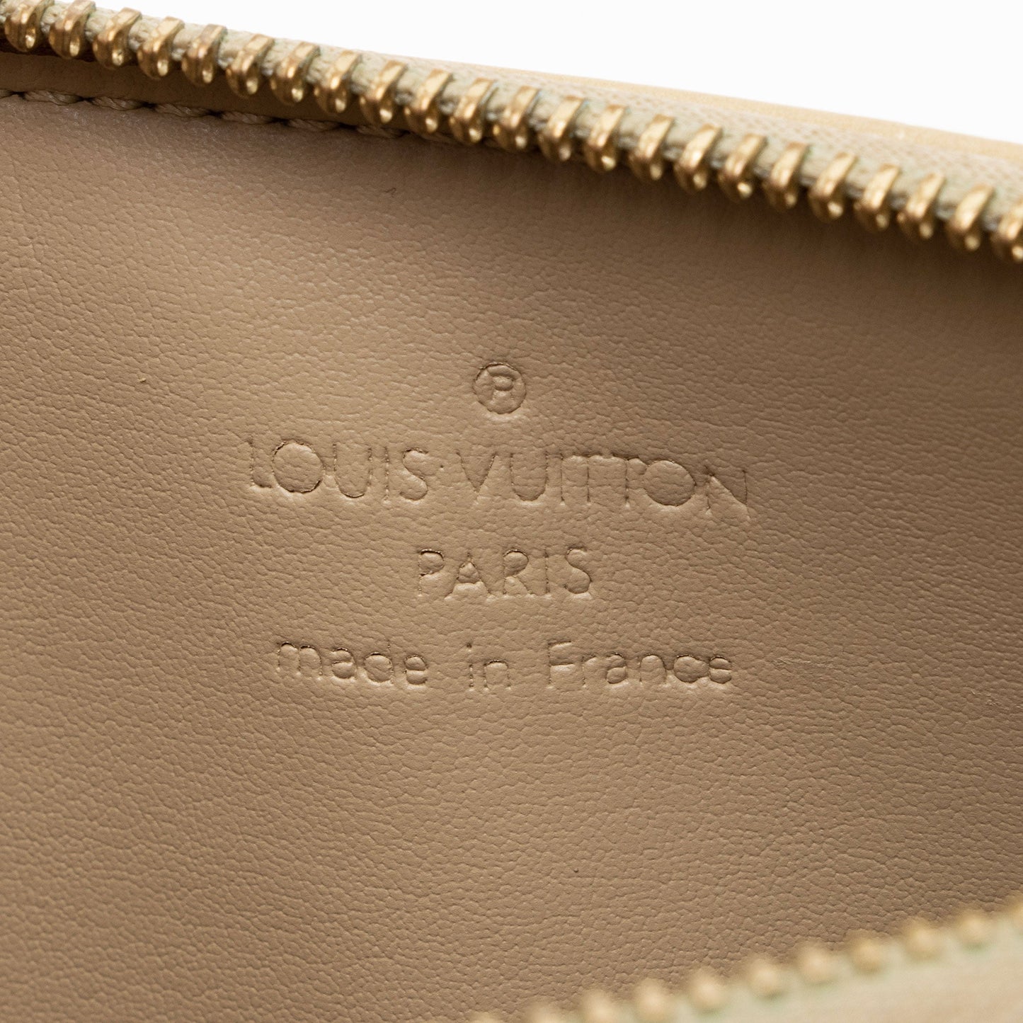 Louis Vuitton Vintage Monogram Vernis Lexington Pochette (SHF-PCMpzr)