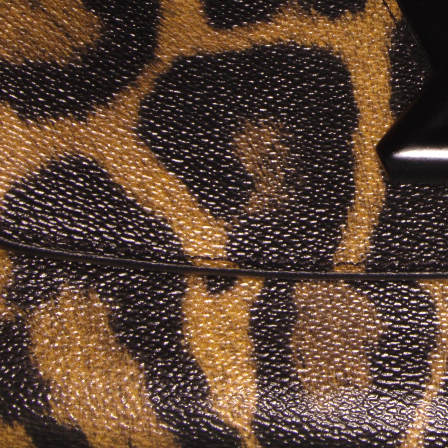 Louis Vuitton Wild Animal Twist (SHG-34395)