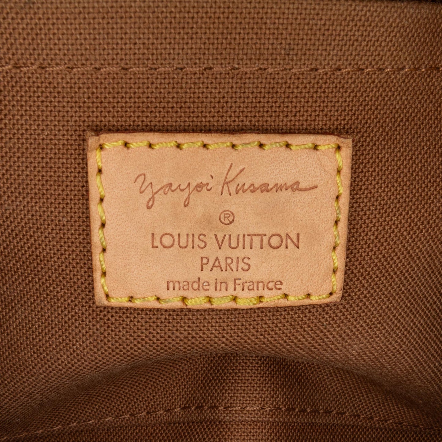 Louis Vuitton Yayoi Kusama Monogram Vernis Dots Infinity Papillon 30 (SHG-6iSi0x)