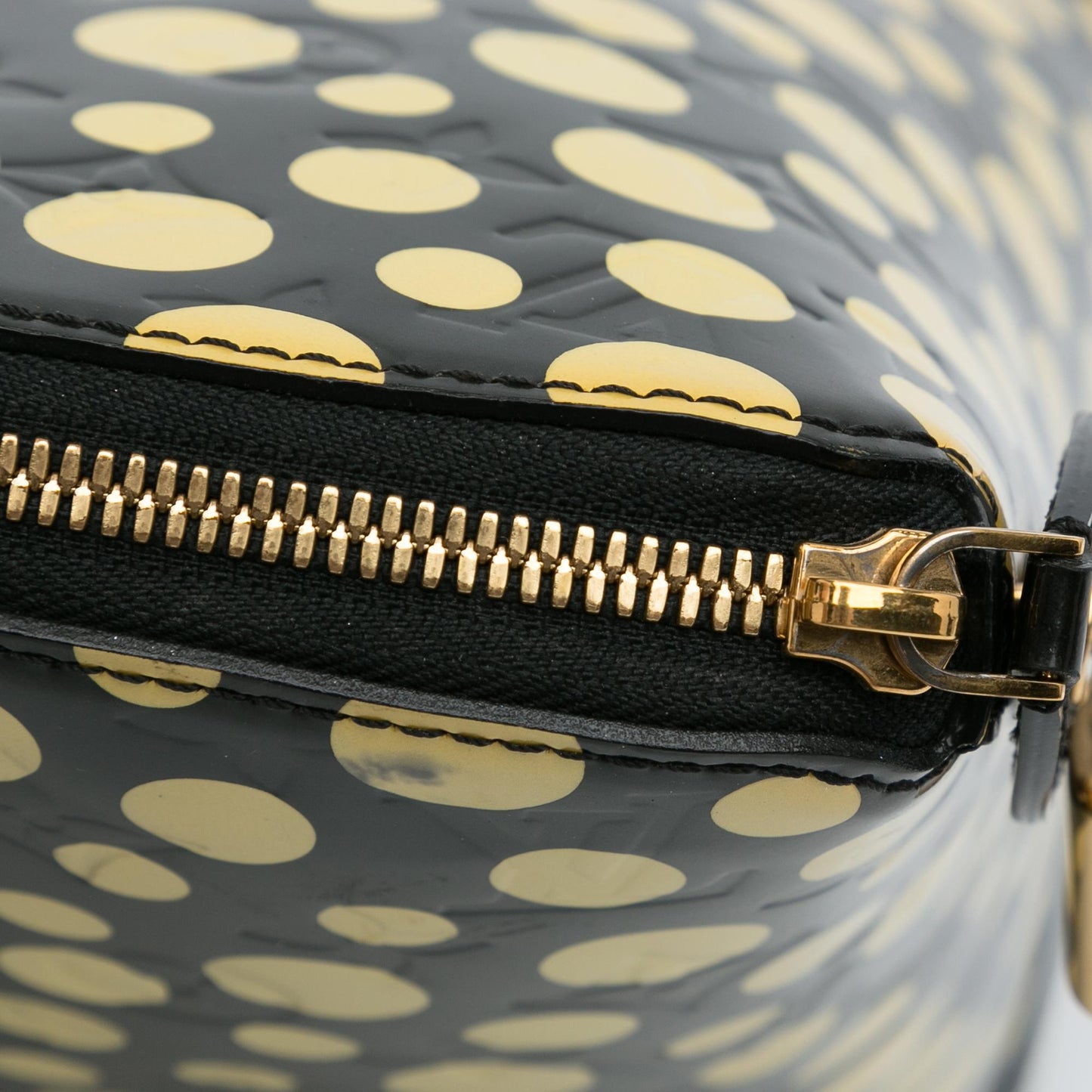 Louis Vuitton x Yayoi Kusama Monogram Infinity Dots Lockit MM (SHG-8EN3I1)