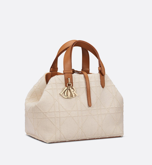 Medium Luxury Dior Toujours Bag Beige Macrocannage Pibiones-Woven Cotton