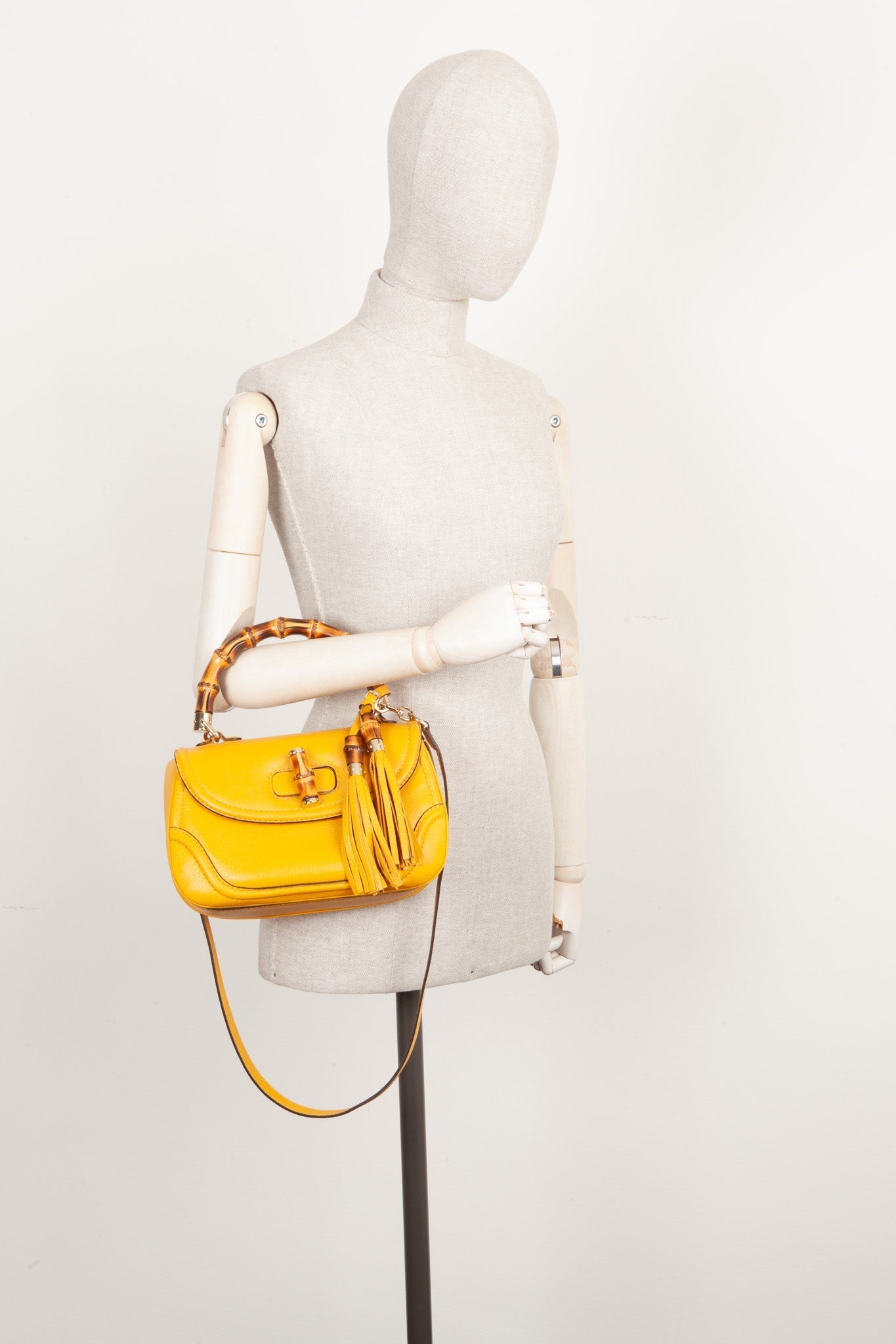 Luxury Gucci Trending 2025 1947 New Convertible Bamboo Top Handle Bag Medium Yellow