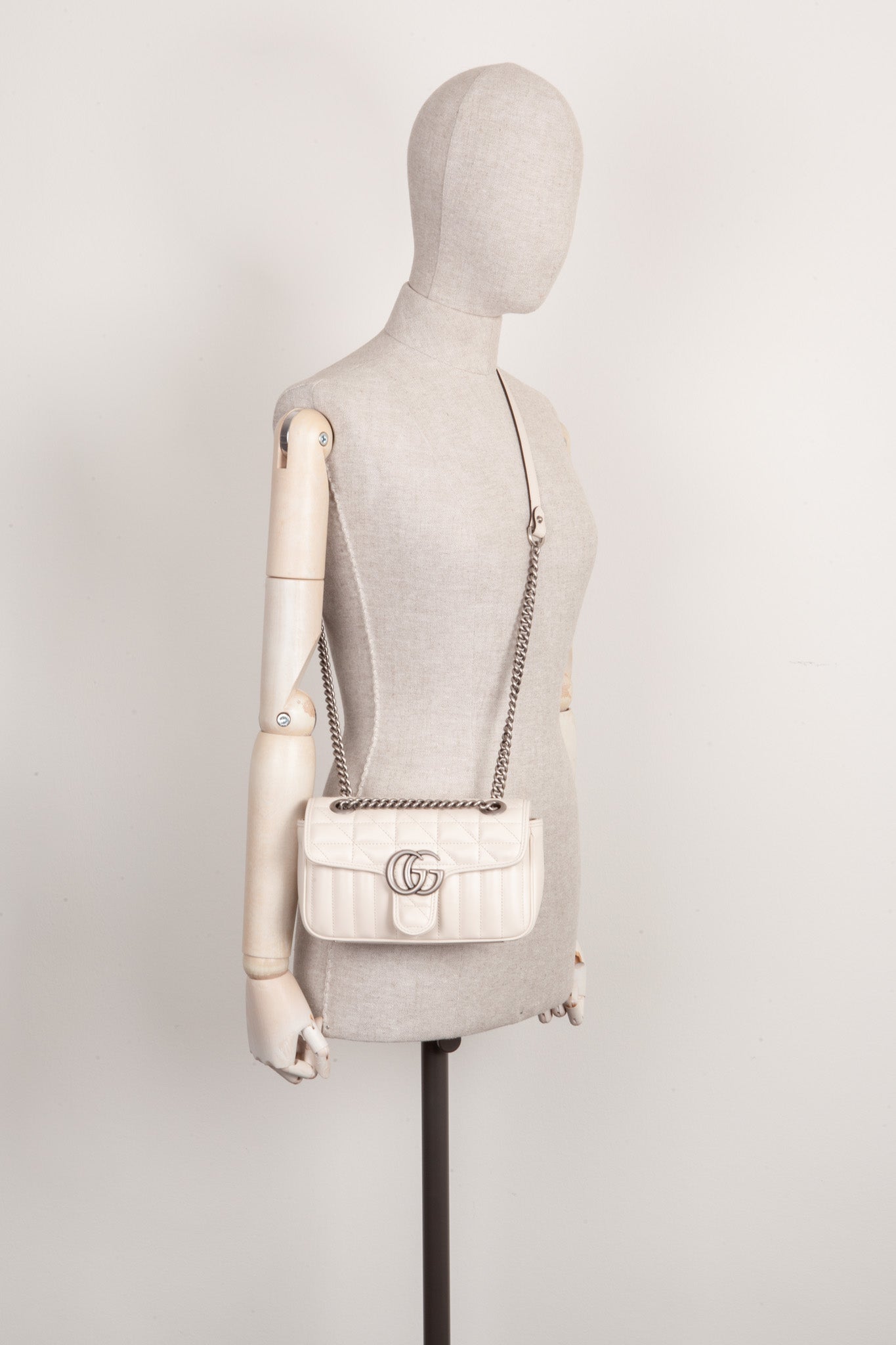 Luxury Gucci Trending 2025 Mini Marmont Bag