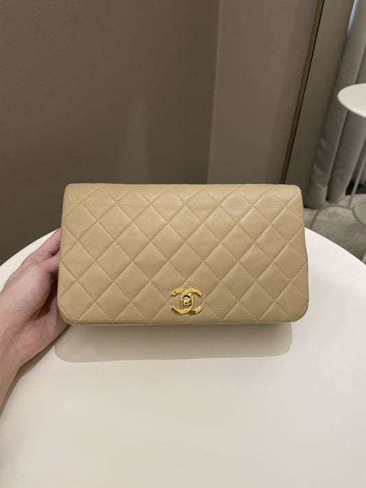 Luxury Chanel Vintage Quilted Full Flap Bag Beige Lambskin