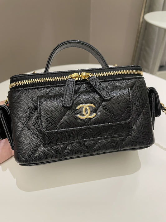 Luxury Chanel Polly Pocket Multi Pocket Vanity Case Bag Black Caviar