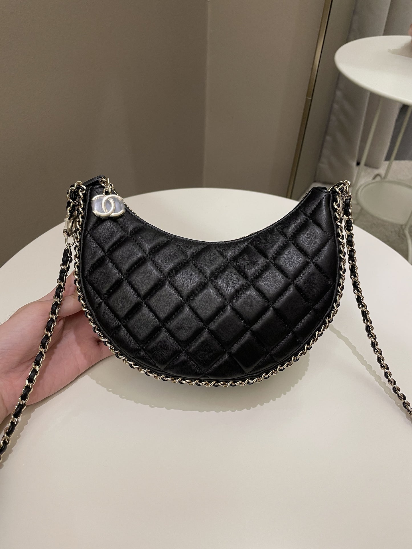 Luxury Chanel 23P Quilted Chain Around Hobo Bag Black Lambskin