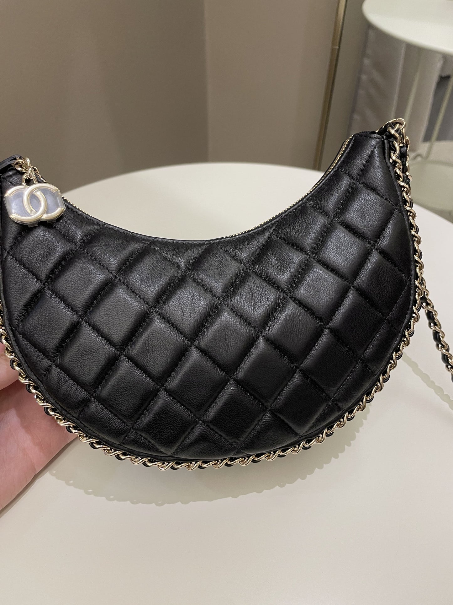 Luxury Chanel 23P Quilted Chain Around Hobo Bag Black Lambskin