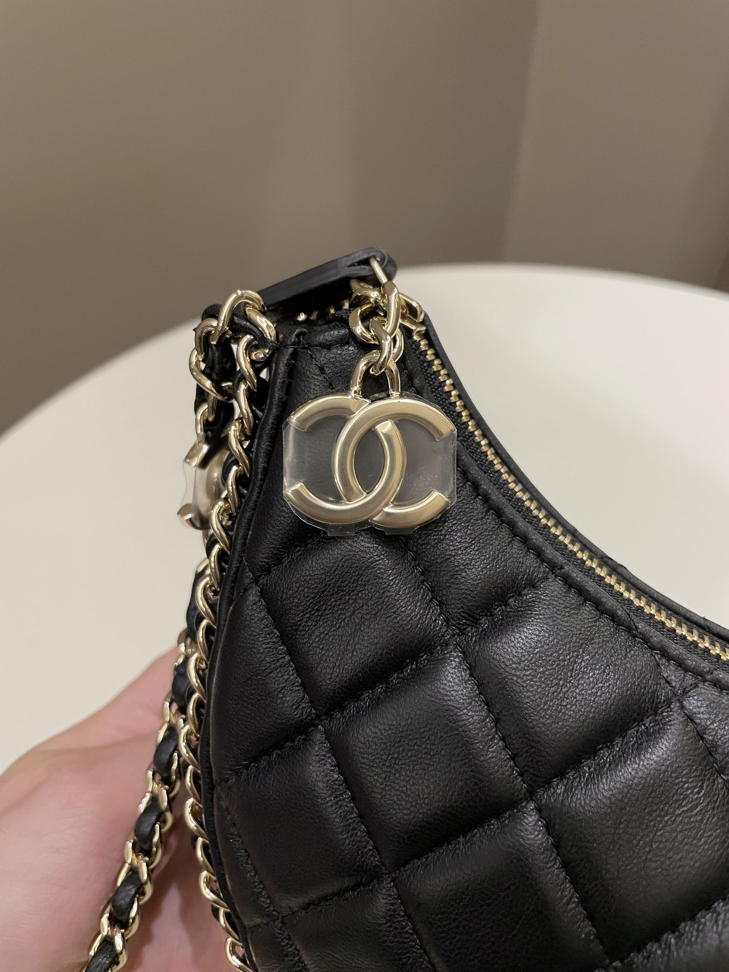 Luxury Chanel 23P Quilted Chain Around Hobo Bag Black Lambskin