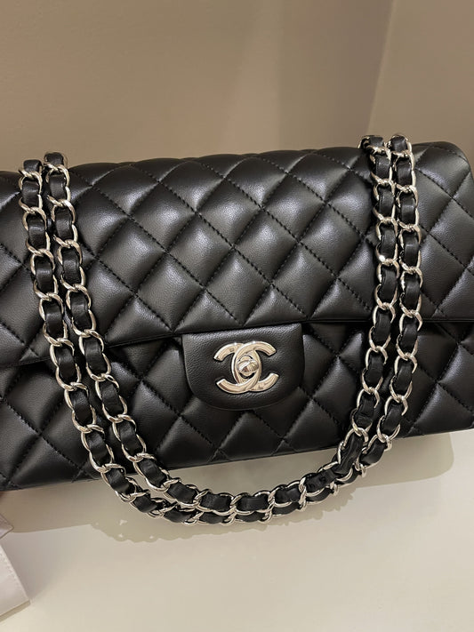 Luxury Chanel Classic Quilted Medium Double Flap Black Lambskin