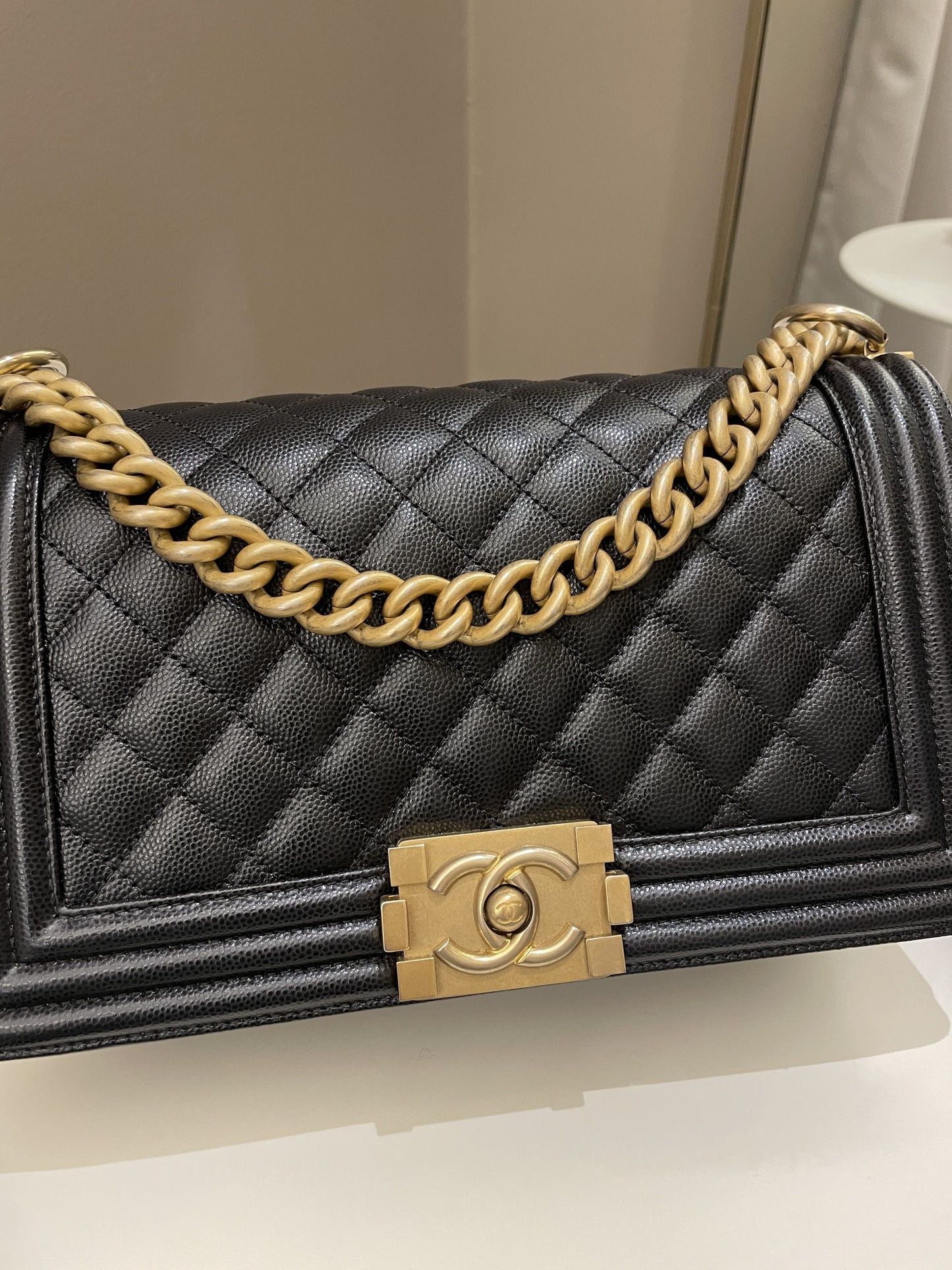 Luxury Chanel Quilted Boy Old Medium Black Rigid Caviar