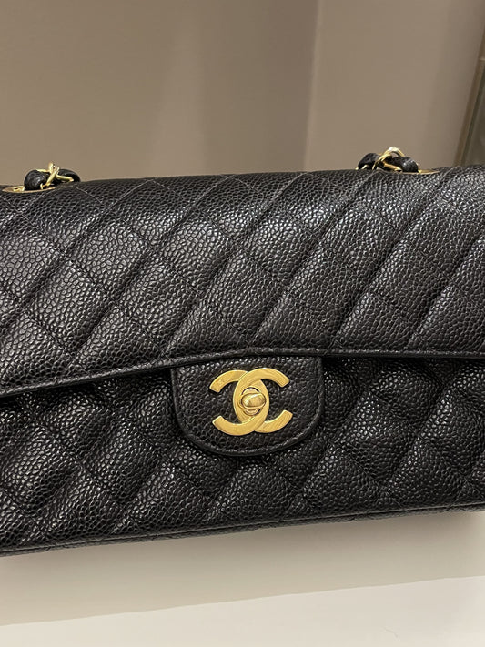 Luxury Chanel Classic Quilted Small Double Flap Black Caviar