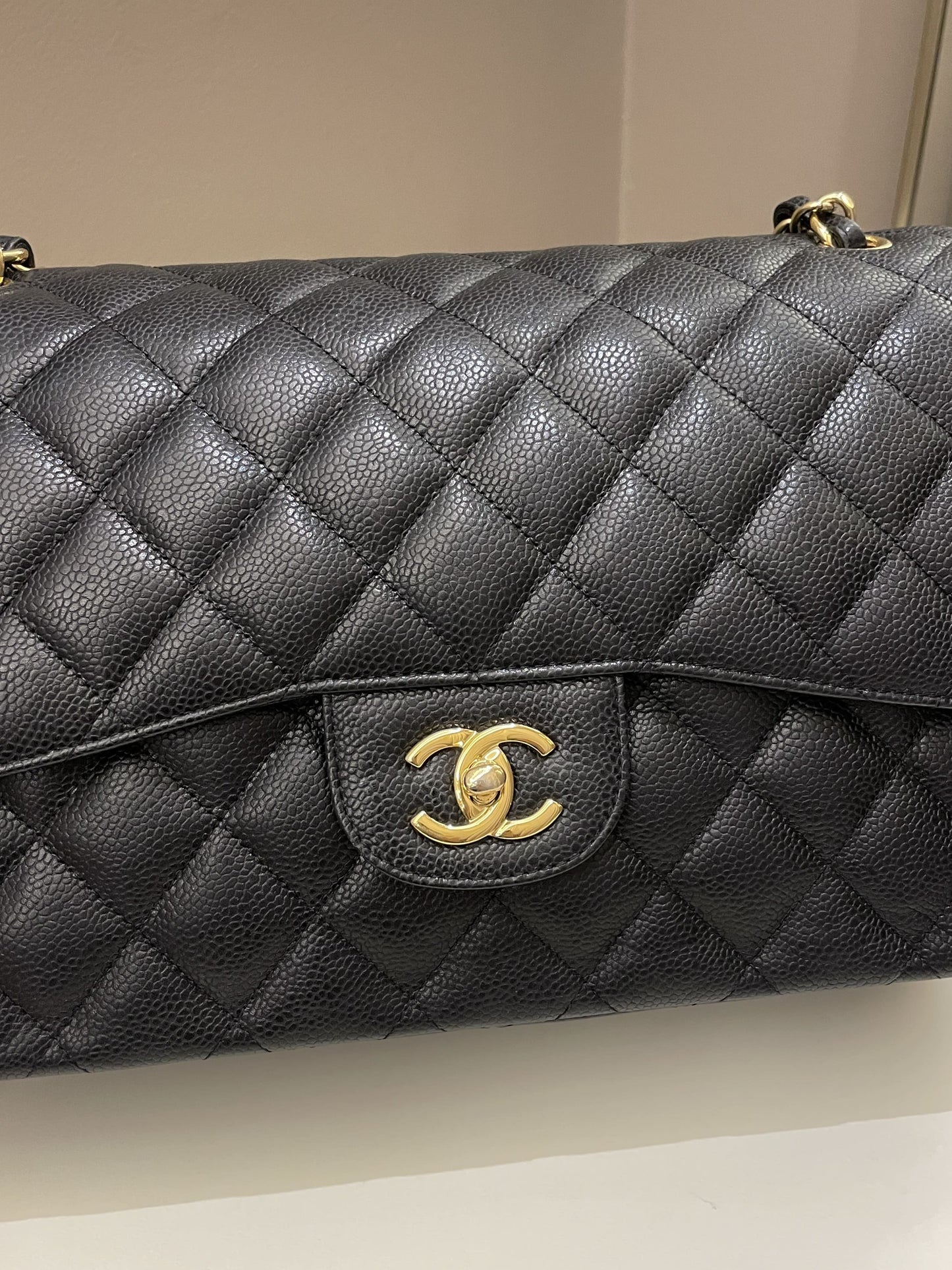 Luxury Chanel Classic Quilted Jumbo Double Flap Black Caviar