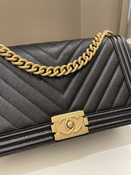 Luxury Chanel Chevron Boy New Medium Black Caviar