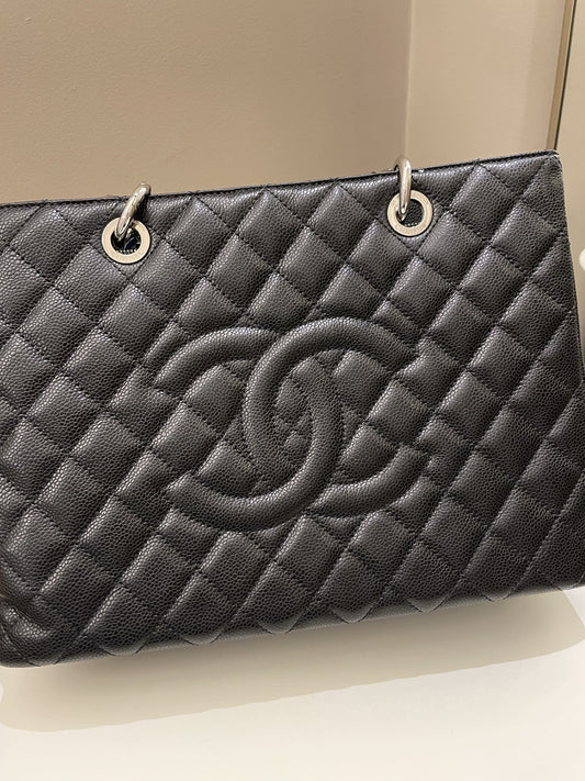 Luxury Chanel Classic Quilted GST Black Caviar