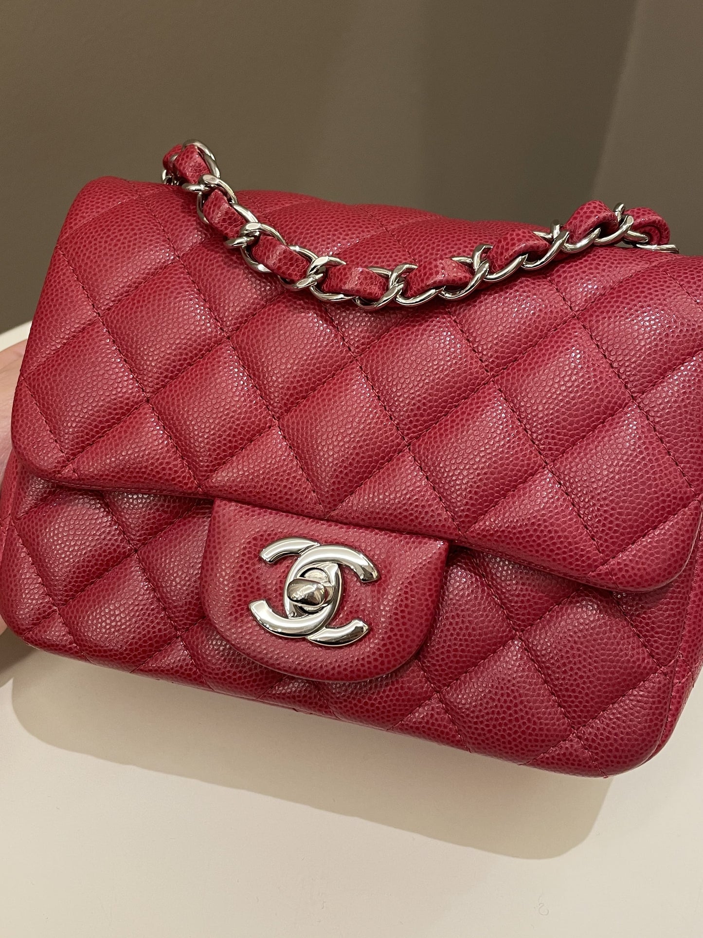 Luxury Chanel 18B Classic Quilted Mini Square Red Caviar