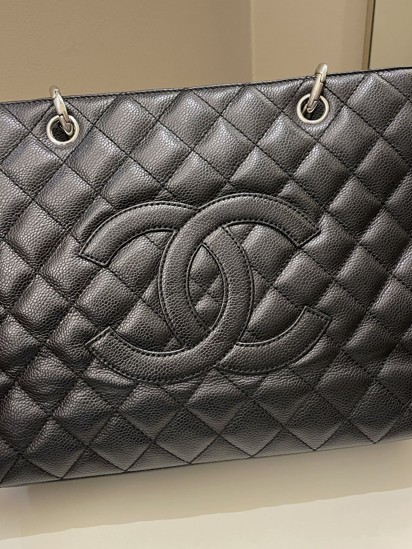 Luxury Chanel Classic Quilted GST Black Caviar