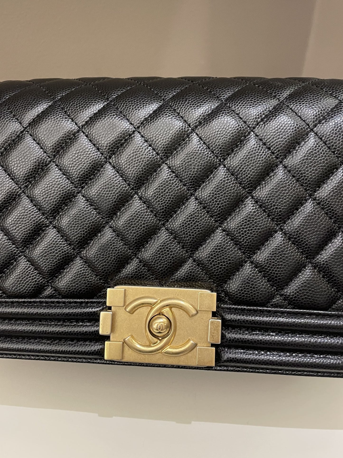 Luxury Chanel Quilted Boy Old Medium Black Caviar