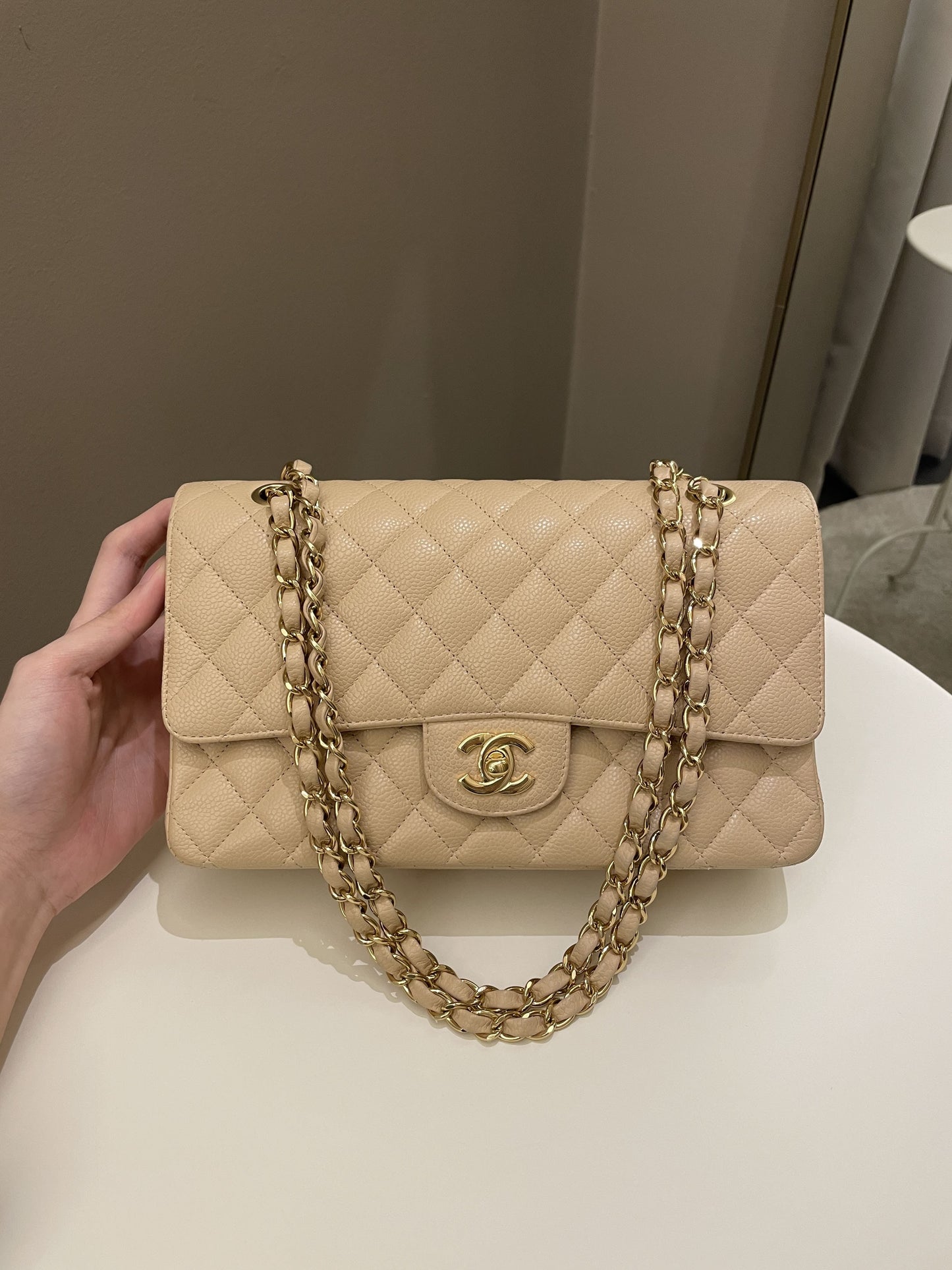 Luxury Chanel Classic Medium Double Flap Beige Clair Caviar
