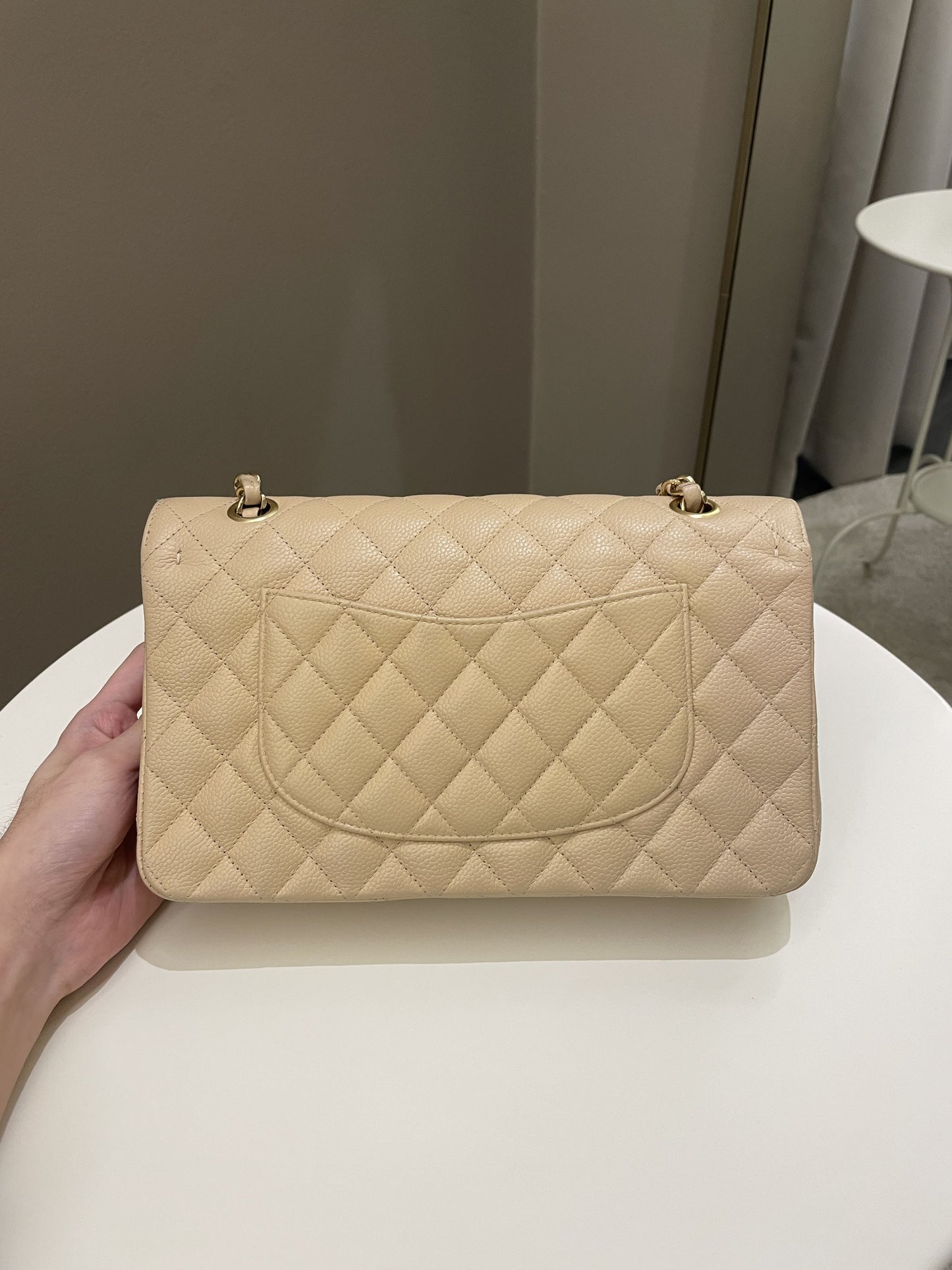 Luxury Chanel Classic Medium Double Flap Beige Clair Caviar