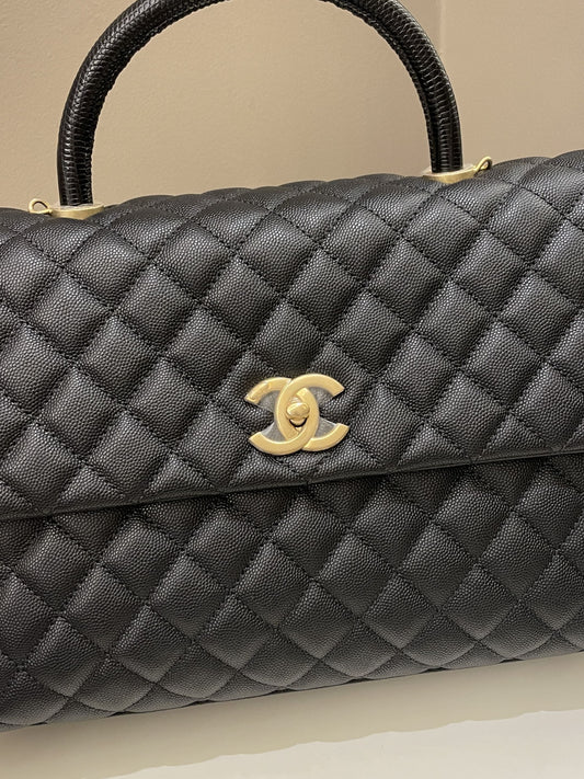 Luxury Chanel Classic Quilted Coco Lizard Handle Black Caviar